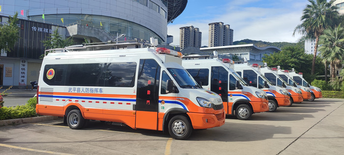 市国动办组织县级机动指挥车使用操作培训